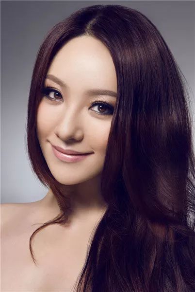 沈腾的亲姐姐原来也是圈中人，著名的女高音歌唱家