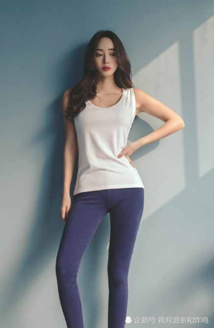 韩国网红美女模特高瘦身材曲线性感惹火长腿摄影写真