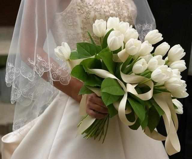 什的么花做手捧花寓意最好?婚礼中最常见的6大花类及花语解析!