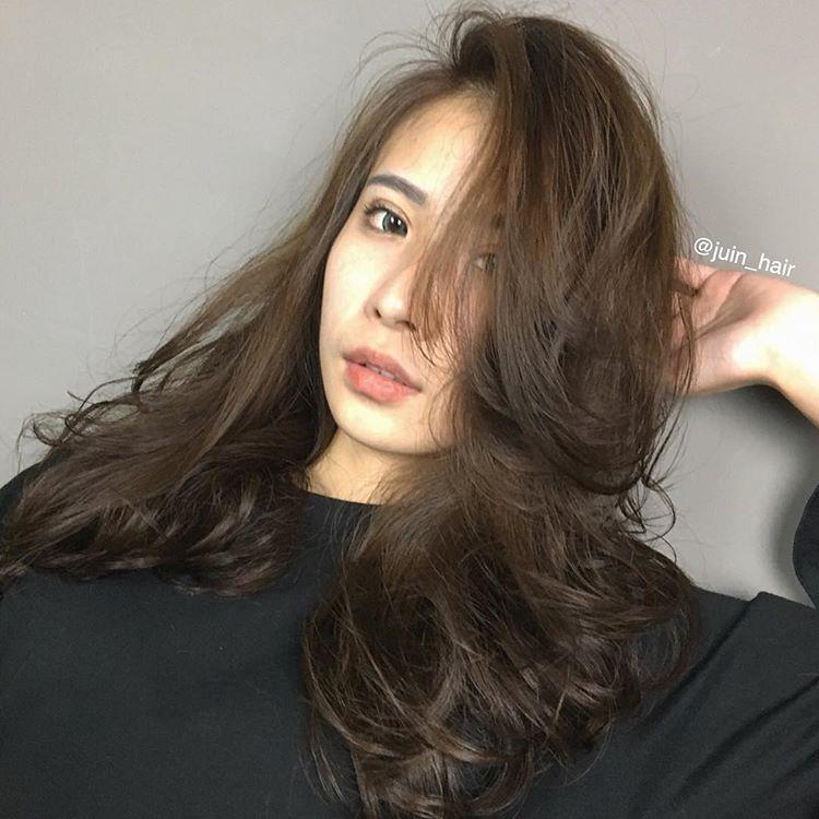 30岁女人做卷发,风格大卷才是最流行卷发发型