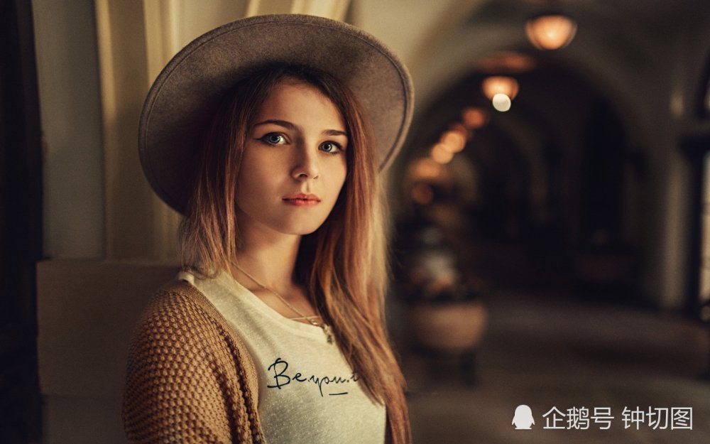 丝袜美女性感裹胸包臀裙诱惑大胆