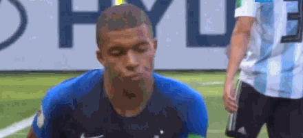 肉眼可见的天赋 gif看姆巴佩一人爆阿根廷后