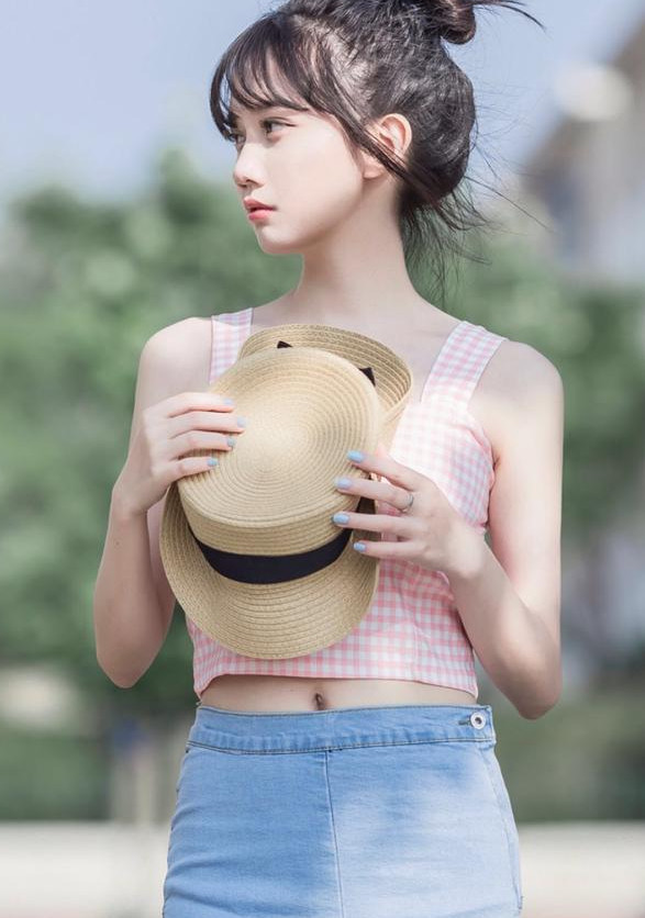 唯美小清新意境女生图片欣赏