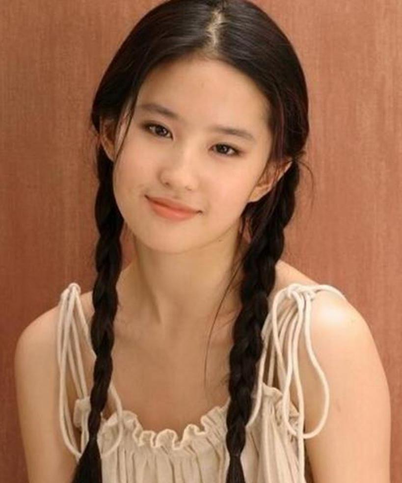 影视扎双马尾最好看的女星,赵丽颖,热巴,杨颖均上榜,但都输给了她
