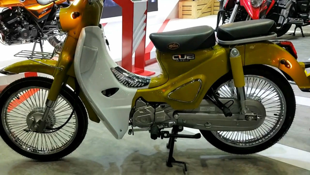 海外的国产摩托车:泰国宗申复古弯梁摩托车!