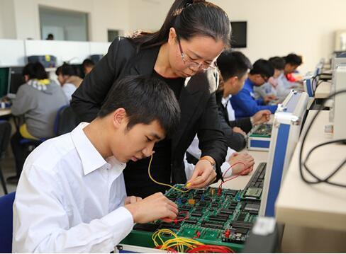 报高考志愿注意!最适合理科生报考的3门大学专