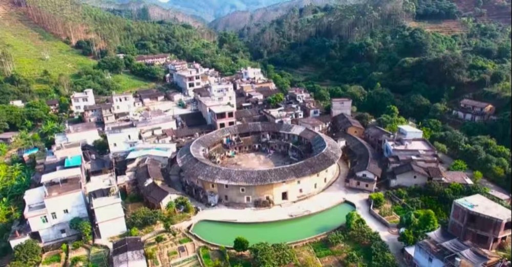 敦和·莲子计划书院基金:返乡大学生的乡村书