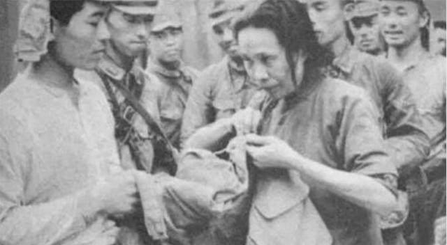 这些照片日军当时认为不能公开,现在看来真欺负人,真气人啊