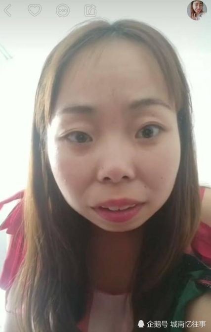 快手凤姐一夜爆红,直播一小时吸金150W,走红