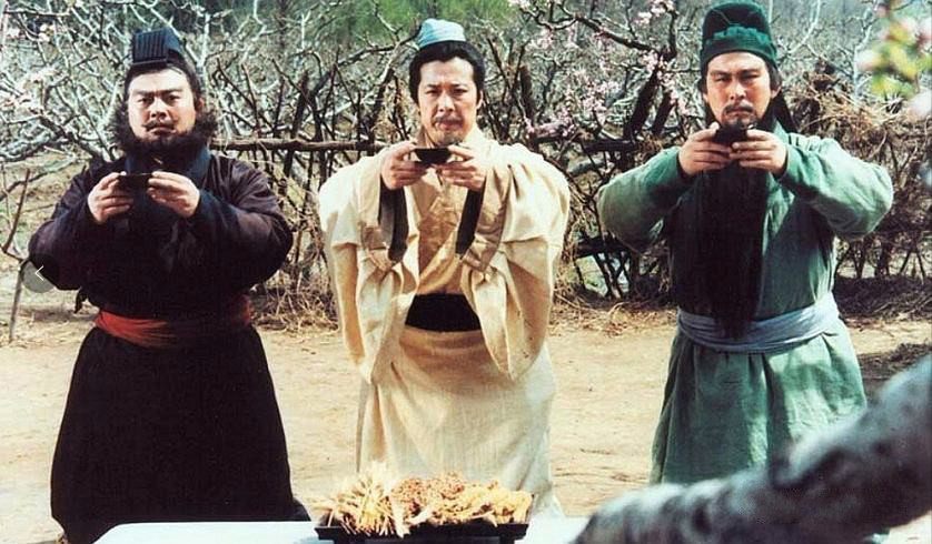 48岁王璐瑶近照曝光，胖到让人认不出，最红时下嫁房地产大亨