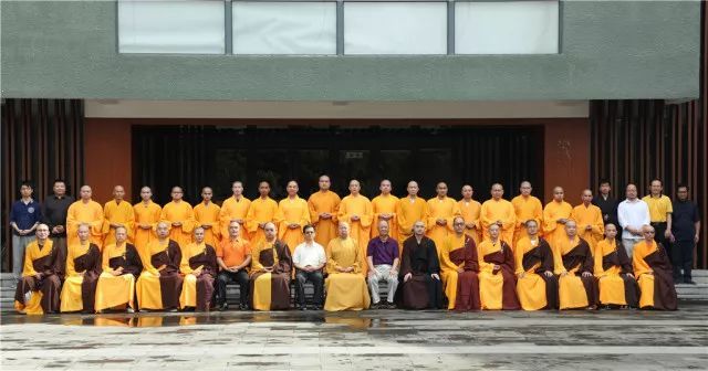 本焕学院举行2018届本科生毕业论文答辩会