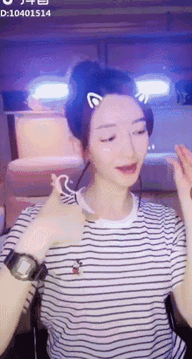 江疏影玩抖音被