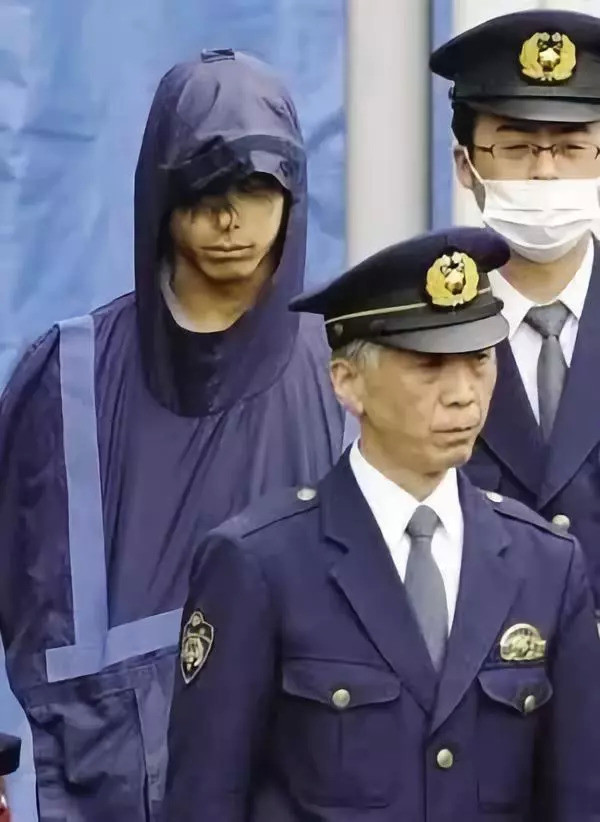 高颜值罪犯还有粉丝