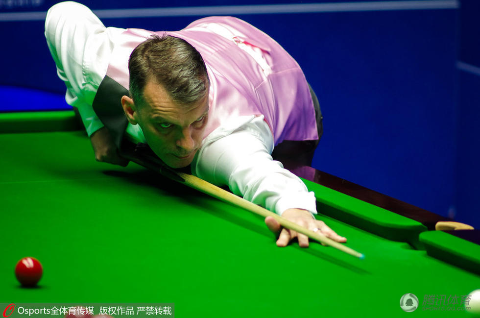 斯诺克世锦赛首轮 丁俊晖vs马克戴维斯_学生时