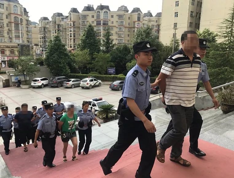 瓮安人口碑_628事件瓮安事件图片(2)