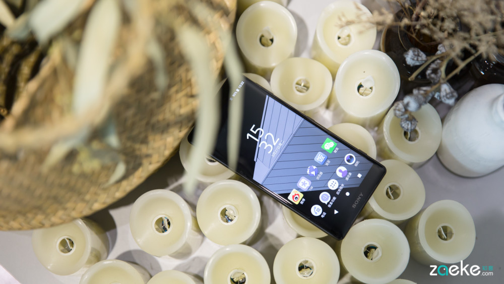 从XZ2开始,你可以将性价比与索尼联系在一