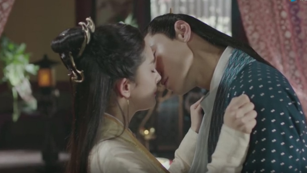 杨幂《扶摇》醉酒后阮经天的吻戏,这画面让人