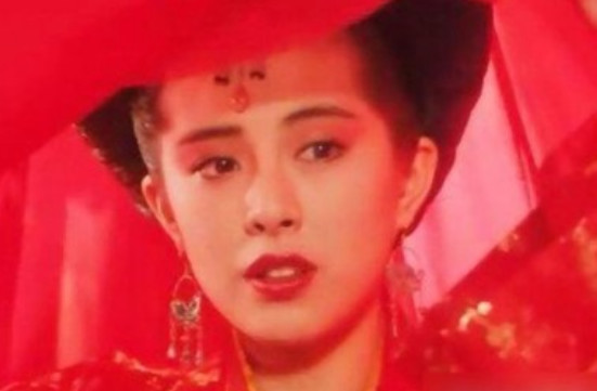 郑爽掀红盖头唯美,刘亦菲太美,王祖贤经典,图4