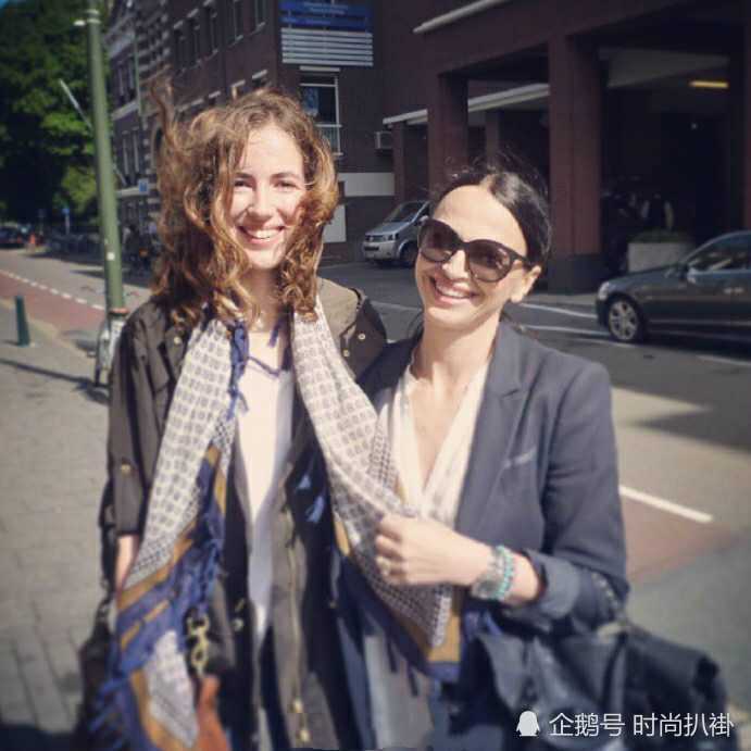 厉害了!克罗地亚最美解说员意外走红,不仅是女