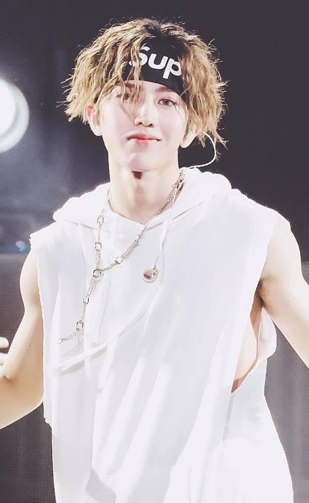 蔡徐坤怎么那么会穿衣服,就该这么火