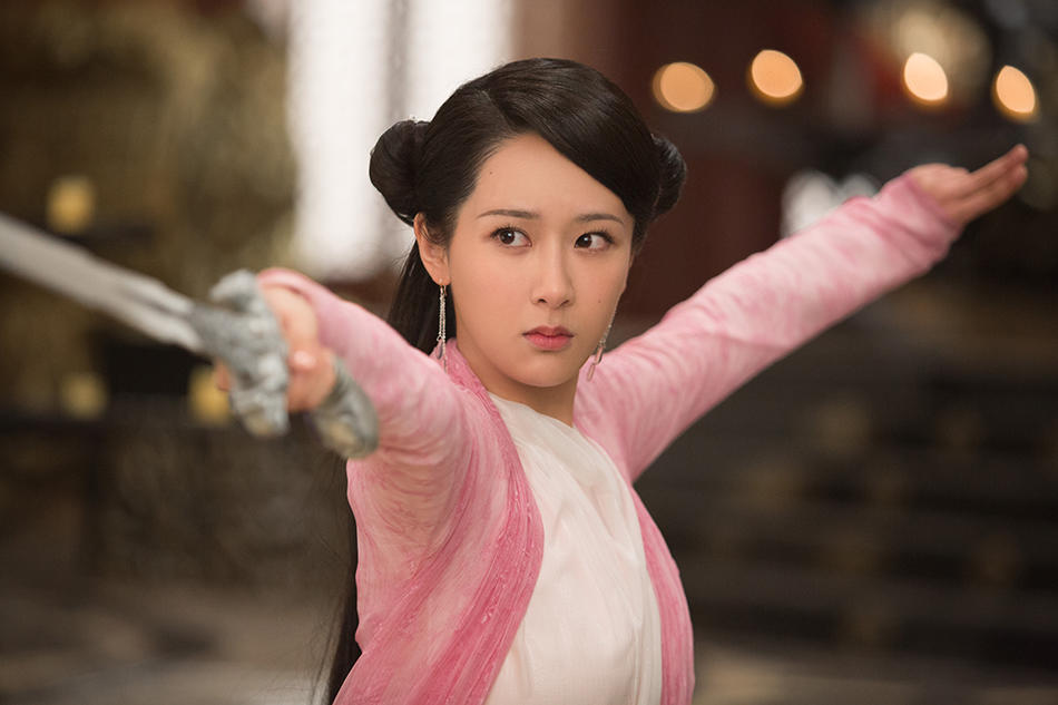 《天乩之白蛇传说》热播 杨紫催泪演绎引热议