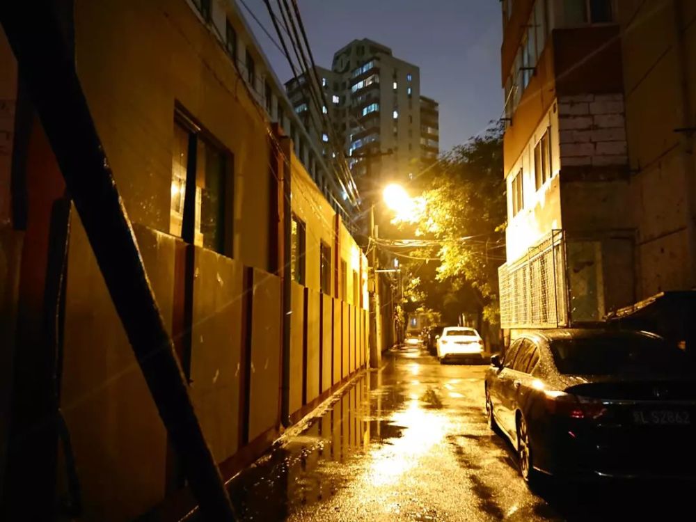 不止当健身器材,索尼 XZ2 Premium 值得你了解