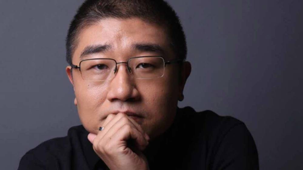 兼任公司老总_公司老总办公室图片(2)