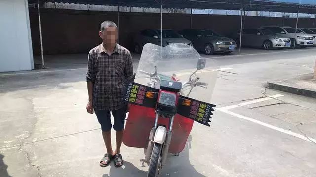 半年时间三次酒驾被查,乐山这哥们难道叫任我