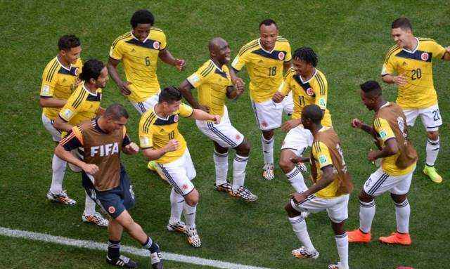 史上最惨足球运动员,只因输了球,回国身中12枪