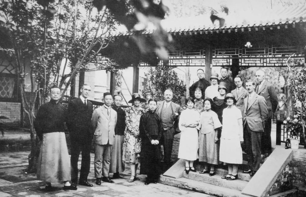 晚清民初:狎玩男旦之风,以革命的名义被遏制