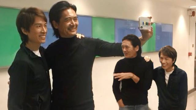 周润发带老婆去捧场黄子华 原来两人背后有一段感人故事