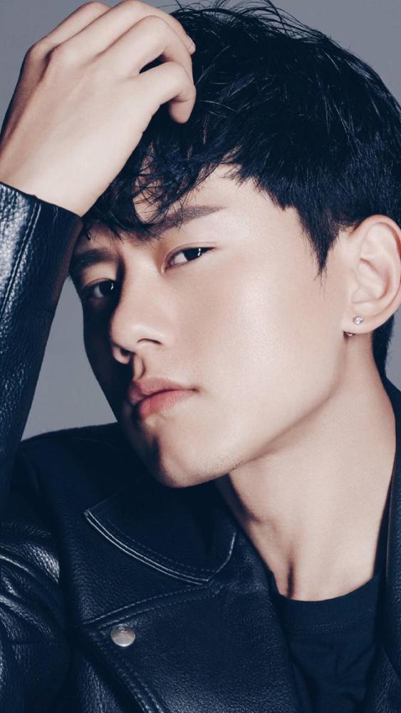 张杰为何突然取消上海演唱会？星途路上又遇坎坷，谢娜能否挽救？