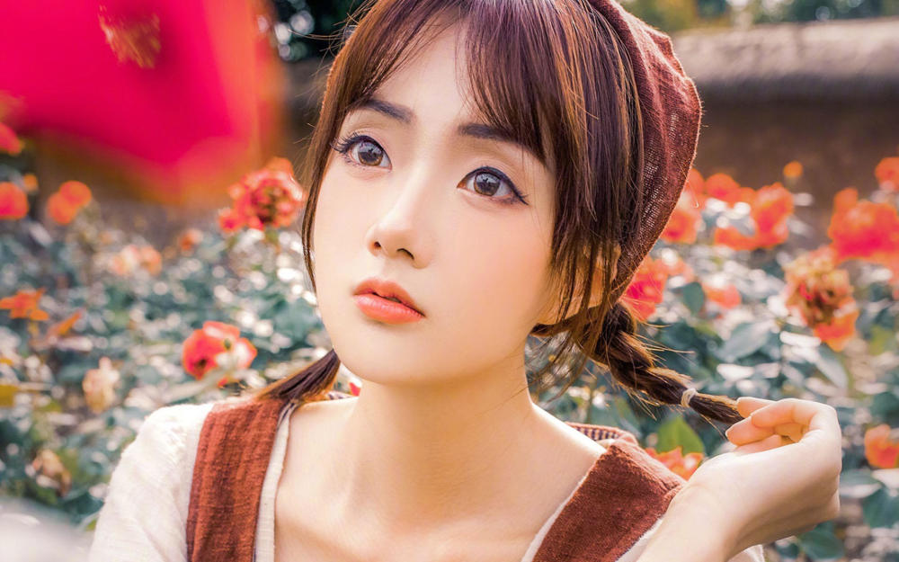 看起来傻其实很聪明的3大星座女,没有心机,漂亮得让男人心动!