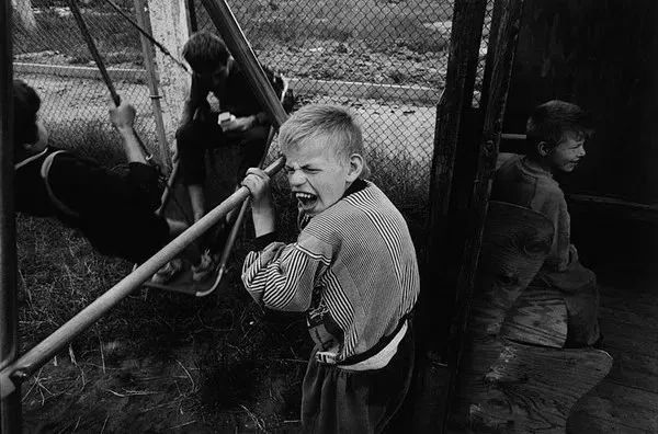 苏联的摇滚教父也姓崔,这两个崔姓青年之间,存