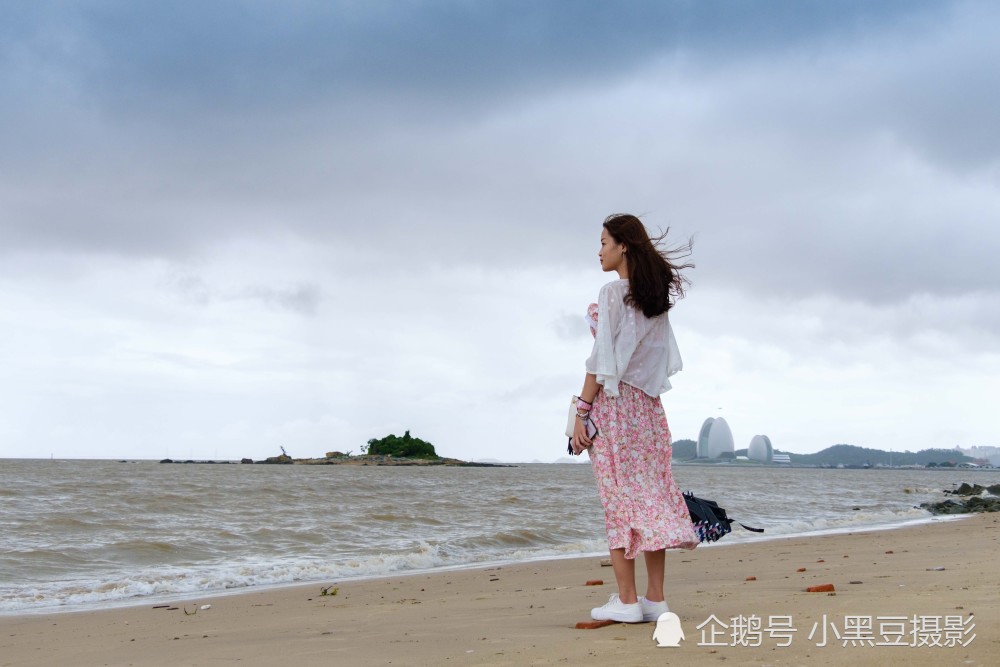 沙滩美女,海边清凉一夏