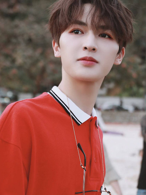 孟美岐的学校,陈立农的学校,吴宣仪的学校,和他