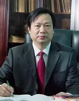 最年轻董事长_最年轻董事长张曼如(2)