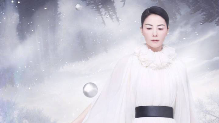 王菲幻乐之城首秀,谢霆锋对她痴迷原因曝光,引