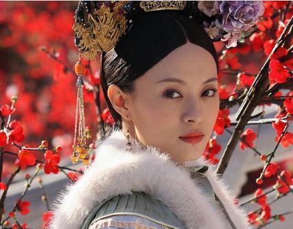 甄嬛死都不知，端妃为纯元复仇用麝香害甄嬛滑胎，崔槿汐为其同谋