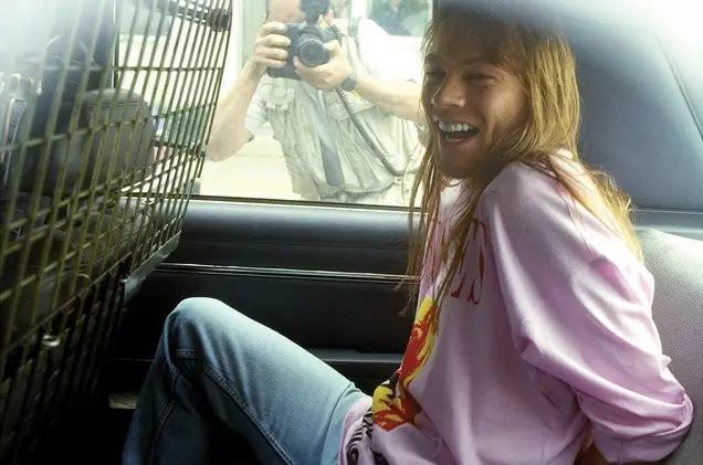 枪花故地重游：回顾26年前的圣路易斯骚乱