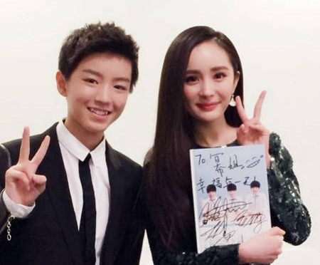 明星也爱追星!杨幂暗恋谢霆锋,赵丽颖傻笑,杜海