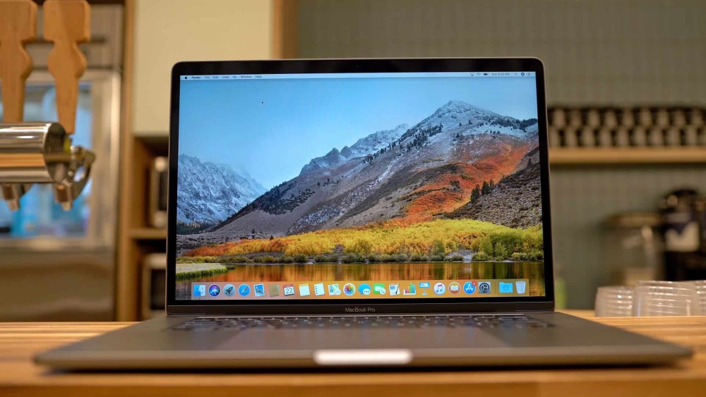 苹果承认新MacBook Pro存在漏洞 太热时速度