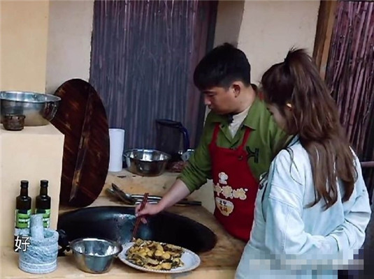 黄磊做菜是真的好吃吗?吃过他做的菜的普通网