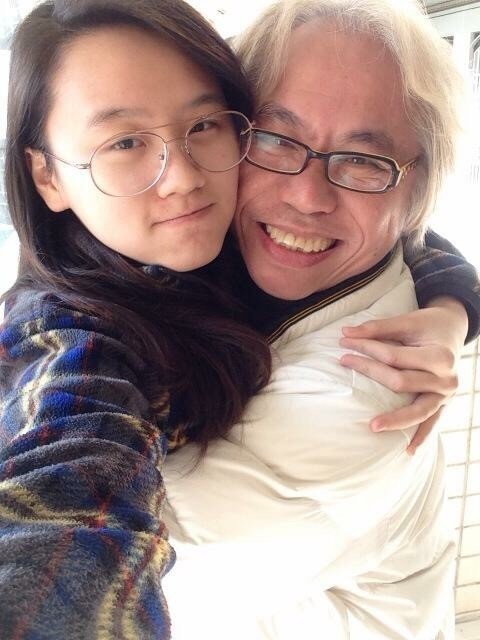 台湾“爷孙恋”传分手，李坤城林靖恩甜蜜吃面力证情比金坚