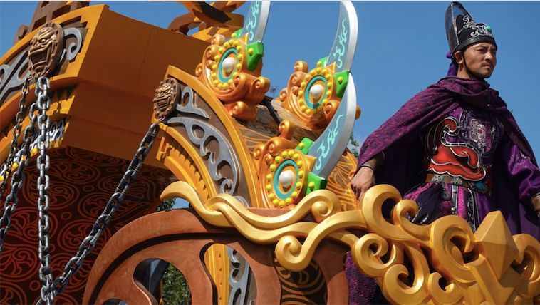 我们去了华谊兄弟电影世界,比横店小,但更好玩