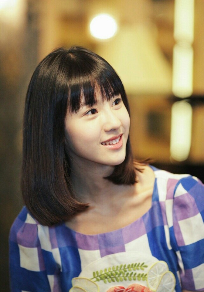 虽然大家对陈都灵的评价不怎么样,但是她的颜