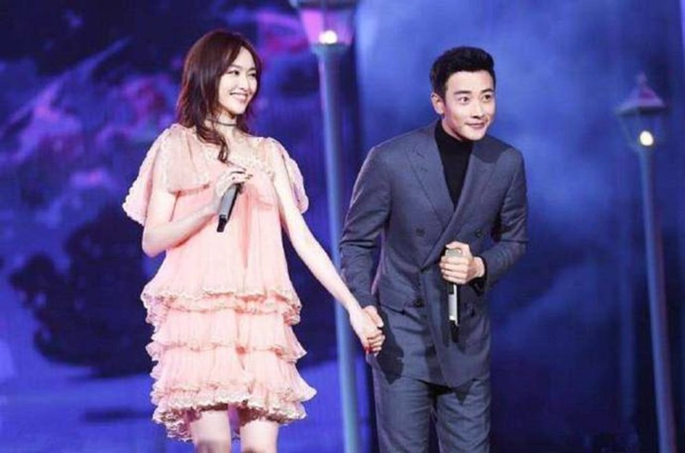 罗晋婚纱照_唐嫣罗晋婚纱照