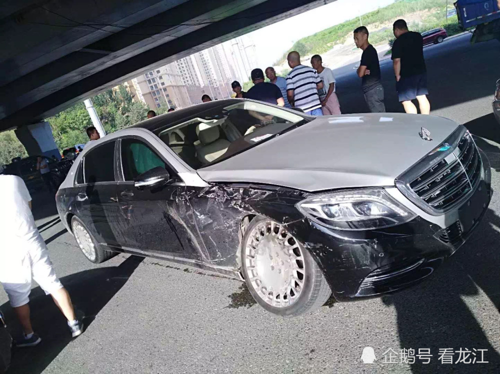 事故,豪车,损失严重,哈尔滨事故