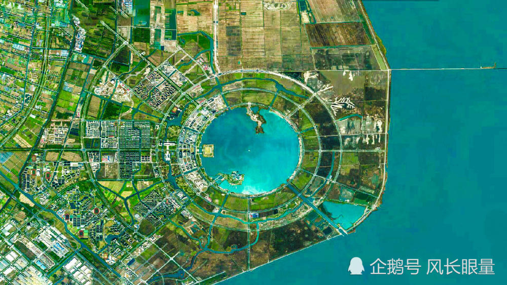 航拍上海浦东滴水湖,看一眼就会喜欢上它