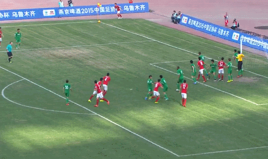 恒大1-2遭中甲队争议点球绝杀